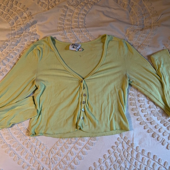 Princess Polly Button Up - Picture 3 of 4